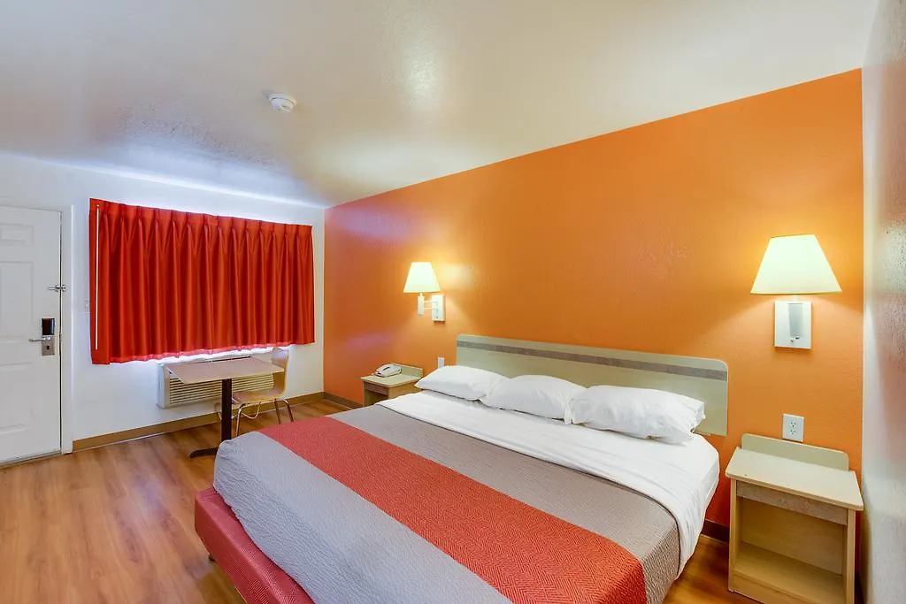 Motel 6-Columbus, Oh - West Hotel